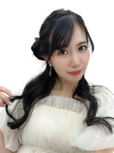 南 麻友 的封面照