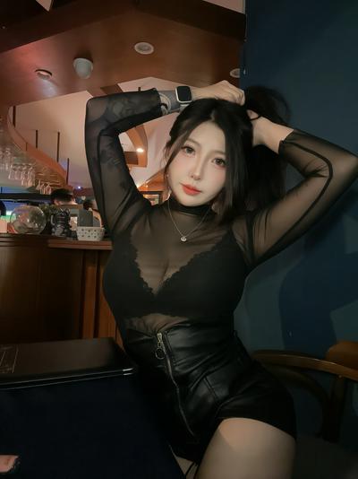 花花‪ 𝑯𝒖𝒂𝑯𝒖𝒂 的封面照