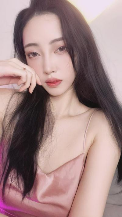 一隻九尾狐🦊 的封面照